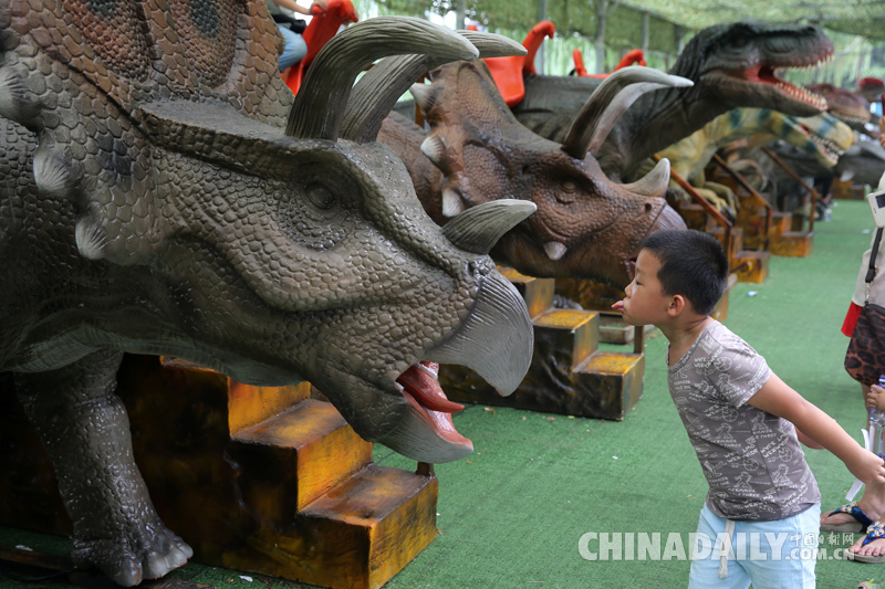 北京陶然亭公園舉辦恐龍文化展